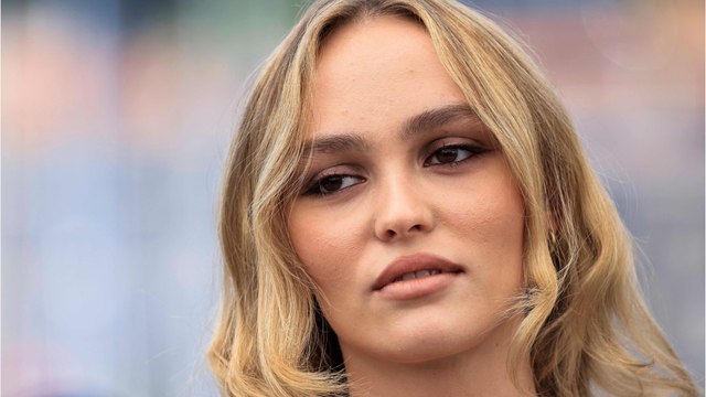 GALA VIDEO - Lily-Rose Depp : la fille de Vanesse Paradis face à un revers
