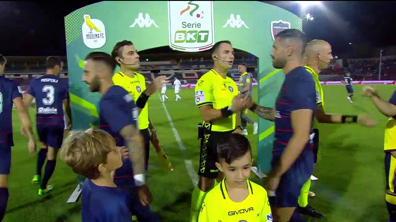 Cosenza v Modena