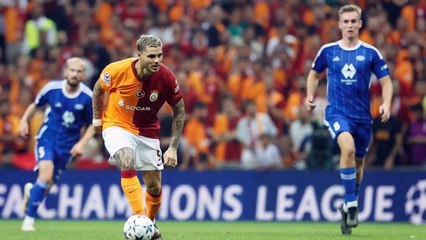 Aslan, Devler Ligi'ne kaldı ama kötü futbol taraftarı isyan ettirdi! Okan Buruk'u istifaya davet ettiler