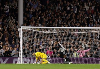 29 TOTTENHAM - 29 SALFORD CITY