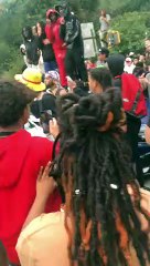 Twitch Streamers Unauthorized Fan Meetup Leads to NYPD Intervention