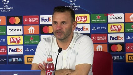 SPOR Okan Buruk Gruplara kalmak bizim için maddi ve manevi çok büyük bir değer
