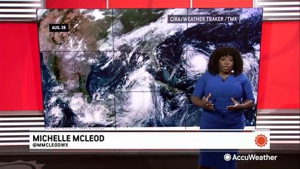 How did wind shear affect the intensity of Hurricane Idalia?