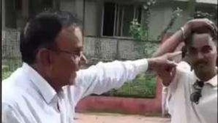 बैतूल: प्राचार्य और NSUI छात्रों के बीच तीखी नोंकझोंक, VIDEO हो रहा वायरल