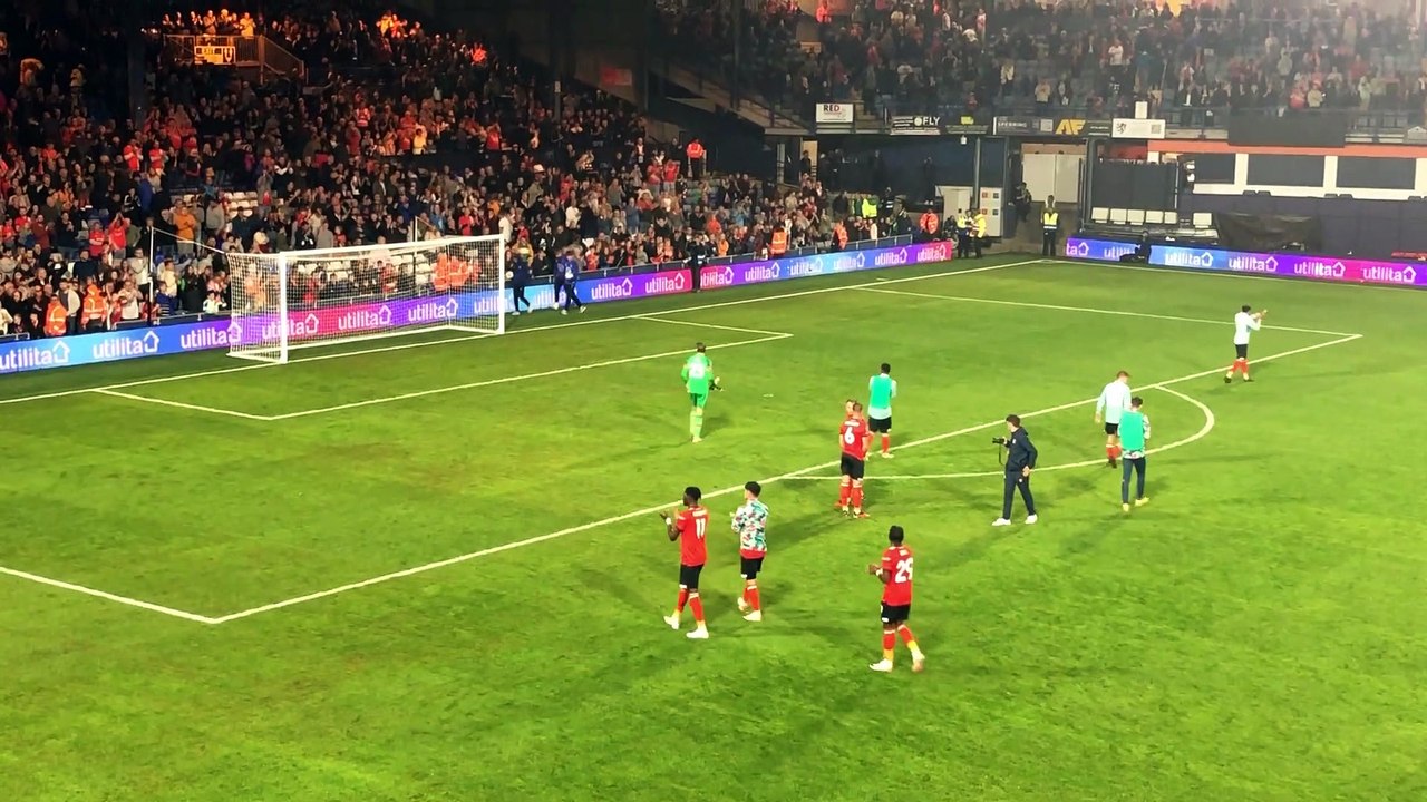 Luton Town 3 Gillingham 2