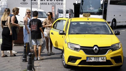 Kısa mesafe, yolcu seçme, turistleri tercih etme… Taksiciler kendini savundu…