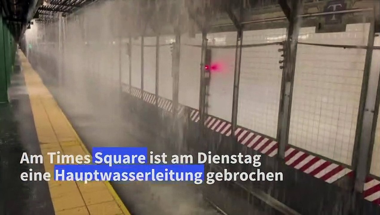 Überschwemmung am New Yorker Times Square - U-Bahnstation unter Wasser