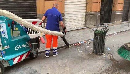 Download Video: Palermo, potenziata la raccolta nel centro storico invaso dai rifiuti della movida