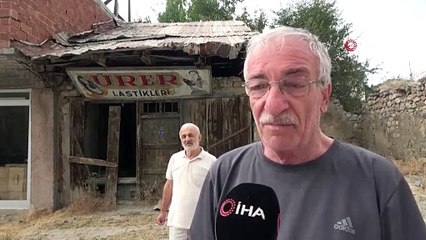 68 yıl önce yapılan tabelayı gören dönüp bir daha bakıyor