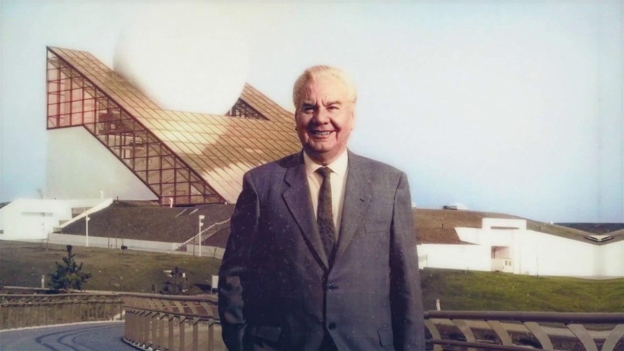 Bernard Pinet incarne la voix de René Monory dans "Soyez réalistes, demandez l'impossible" - 2023