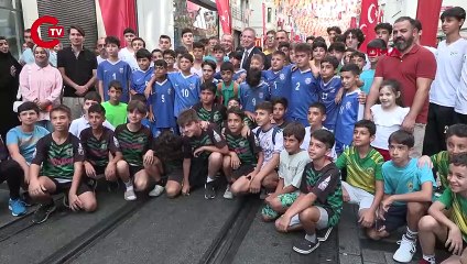 30 Ağustos Zafer Bayramı 'İstiklal Yürüyüşü' ile kutlandı