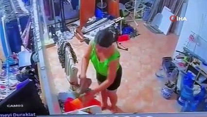 'Polisim' dedi yaptığı pes dedirtti!