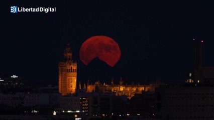La superluna azul podrá contemplarse en toda España la noche del 30 al 31 de agosto