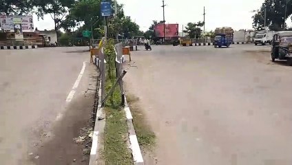 भोपाल तिराहे का नहीं हो रहा सौंदर्यीकरण, टूट रही रेलिंग