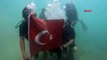 Les associations d'autisme et de plongée sous-marine ont célébré le 30 août le Jour de la Victoire sous l'eau
