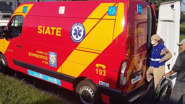 Motociclista fica ferido após acidente na Avenida Carlos Gomes