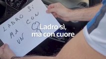 Ladro romantico, ruba l'auto degli sposi ma poi la restituisce