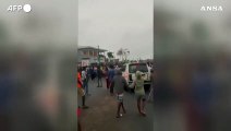 Colpo di Stato in Gabon, festeggiamenti in strada