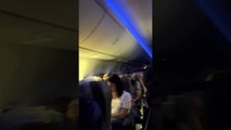 Vídeo de garota usando um chapéu luminoso, em voo noturno, deixou muita gente indignada