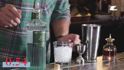 Outlander Star Sam Heughan Makes The Bramble: A Gin Cocktail You Need To Know About