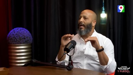 Rene Castillo  “Me ha ido bien con las mujeres”  | Entre Nubes y Fuego The Show