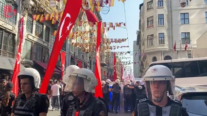 Özel Sektör Öğretmenleri Sendikası’ndan asgari ücret protestosu: Gözaltına alınanlar var