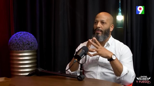 Rene Castillo “Mis debilidades las lleno con mis compañero de trabajo” | Entre Nubes y Fuego The Show