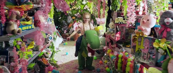 Tráiler de la película "Chinas", dirigida por Arantxa Echevarría. Estreno en cines el 6 de octubre.