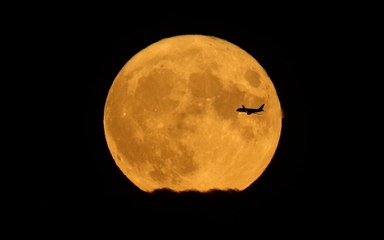 La super Lune bleue, le phénomène rare qui aura lieu cette nuit, est-elle vraiment bleue ?