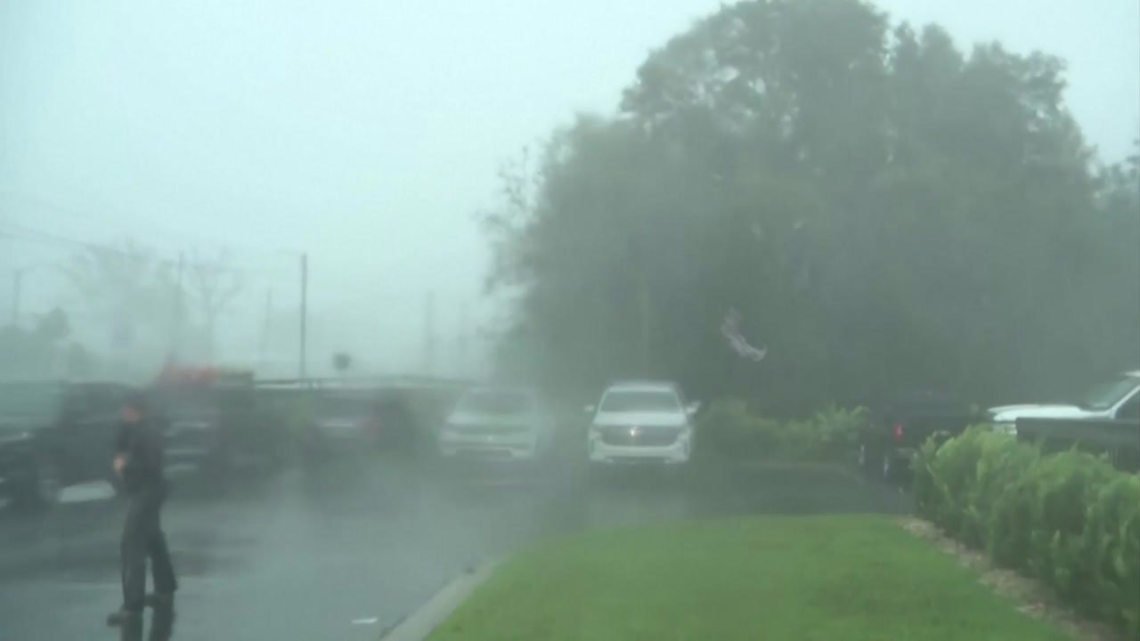 미 플로리다 서부 허리케인 상륙 '정전·홍수 피해 속출' / YTN