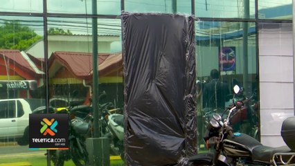 tn7-sospechoso-encapuchado-grabado-en-camaras-de-seguridad-300823