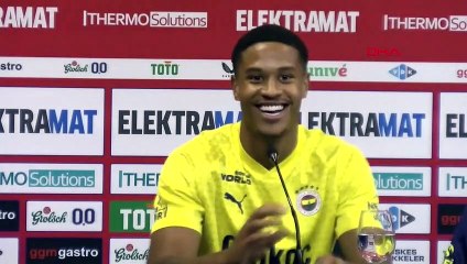 Fenerbahçe'nin Hollandalı futbolcusu Oosterwolde, Twente maçını değerlendirdi