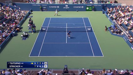 Un tweener pour Tsitsipas, une volée magique pour Stricker : le point de folie du Suisse