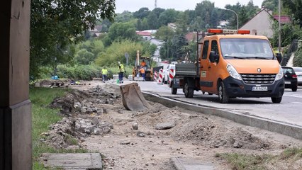 Kraków - budowa ścieżki pieszo - rowerowej