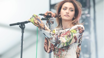 Voici - Michael Jackson : critiquée pour ne pas avoir souhaité l'anniversaire du chanteur, sa fille Paris se défend