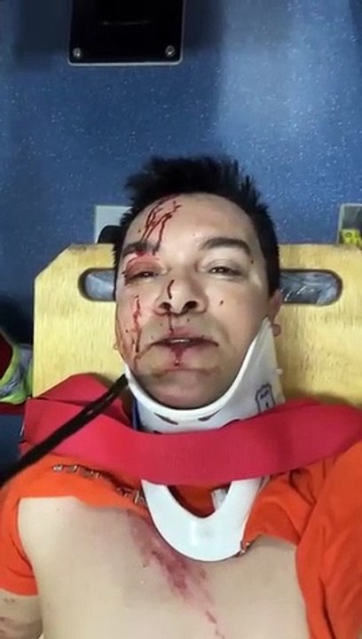 Cantor gospel Regis Danese sofre acidente