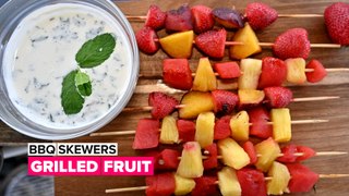 Did somebody say BBQ? Grilled fruit skewers