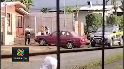 tn7-Video--Oficial-de-Tránsito-y-chofer-protagonizaron-enfrentamiento-en-Siquirres-300823