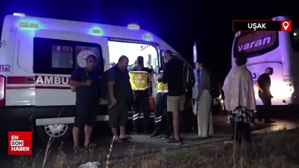 Uşak'ta yolcu otobüsü tıra arkadan çarptı