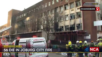 Güney Afrika'da çok katlı bina alevlere teslim oldu