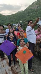 Raksha bandhan: वो काटा की पुकार,आसमान में पतंग,छत पर भीड़,डीजे का संगीत