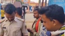 जमुई: वाहन जांच के दौरान एक युवक ने पुलिस का पकड़ा कॉलर किया हंगामा, गिरफ्तार