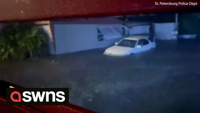 Videos shows flooding in St. Petersburg, Florida after Hurricane Idalia makes landing