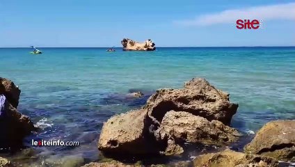 يُلقب بـ_هاواي المغرب_.. إليكم مشاهد من الشاطئ الأحمر بنواحي الناظور