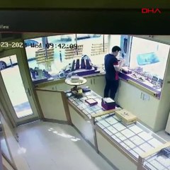 İstanbul'da Salvador Dali maskesiyle soygun girişimi