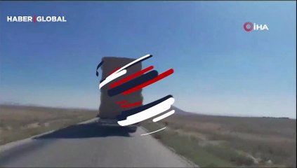 Balya yüklü tırın tehlikeli yolculuğu kamerada