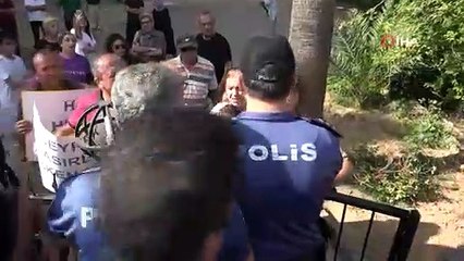 Yıkım kararı verilen sitede ortalık karıştı! Gözaltılar var