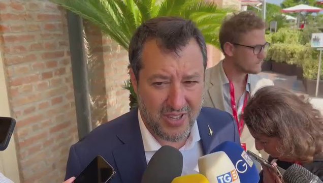 Operai travolti e uccisi da treno, Salvini: Inammissibile nel 2023 - Video