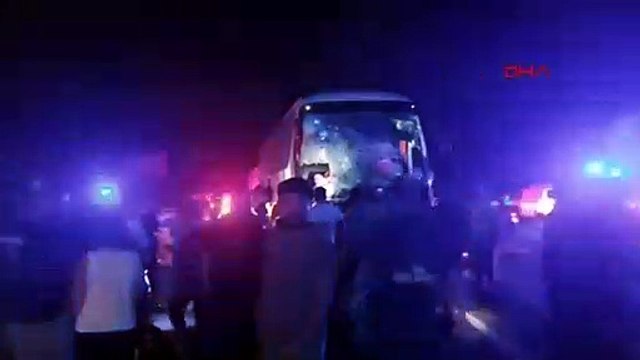 Un bus TIR chargé de concentré de tomate heurté à Uşak : 15 blessés