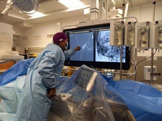 Le CHU de Montpellier ouvre une nouvelle salle hyper moderne pour traiter les AVC